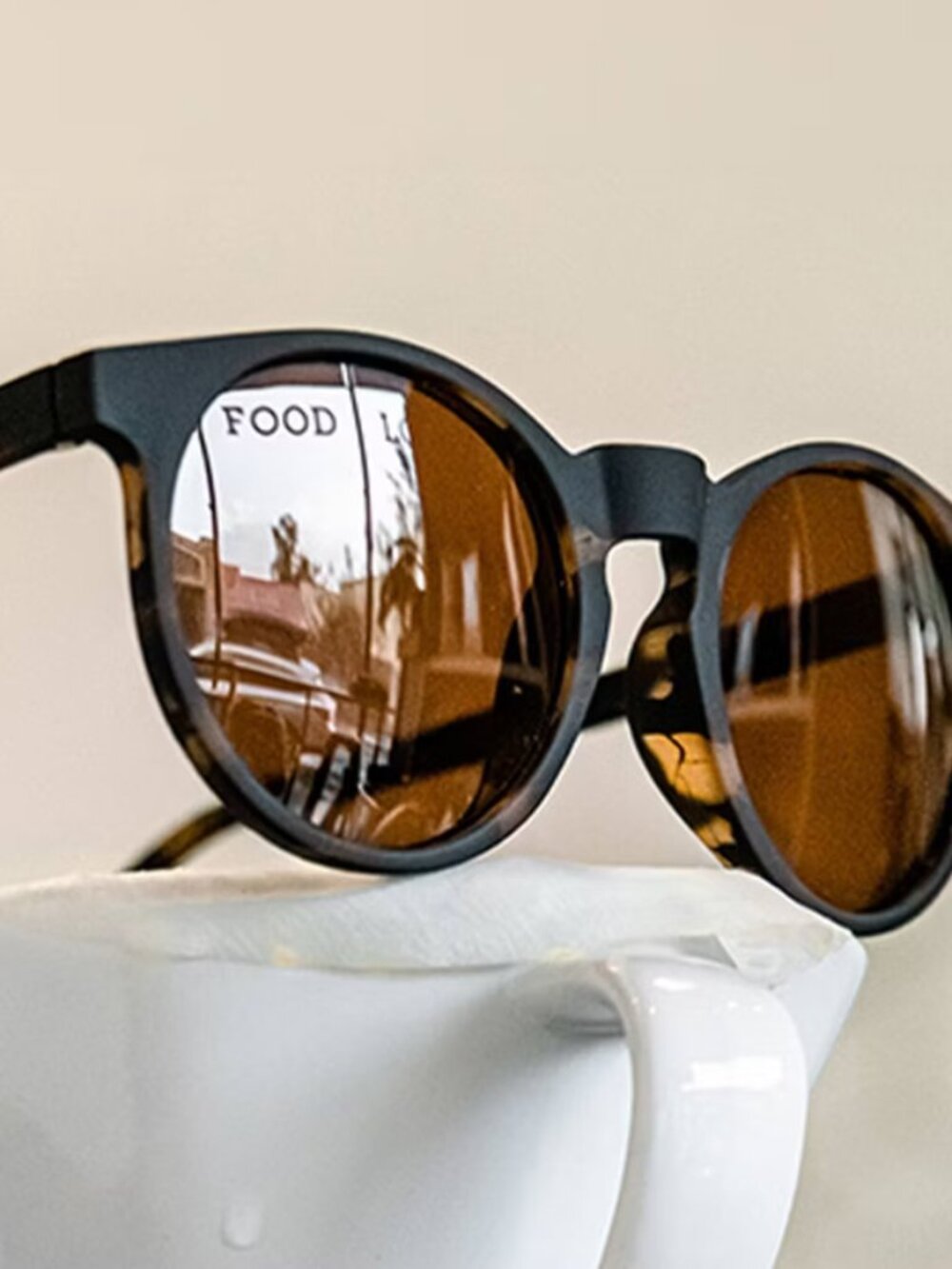goodr Adult Circle G Nine Dollar Pour Over Plastic Round Sunglasses - Brown